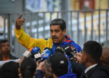 Maduro contra Elon Musk: «El que se mete conmigo, se seca»