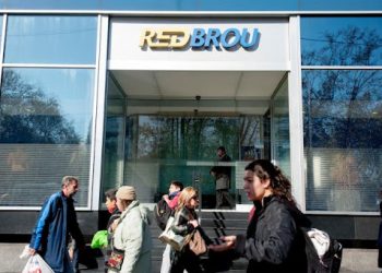 BROU alcanzó ganancia de 375 millones de dólares en primer semestre del año