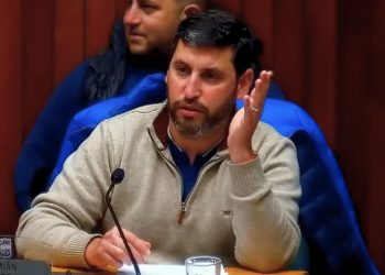 “Más estacionamientos para el centro de Maldonado es vital”, dijo Damián Tort
