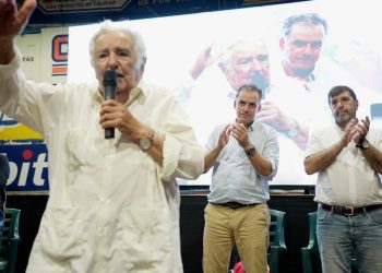 Mujica tildó de «actitud pusilánime» del MPP ante el uso indebido del Hospital Policial