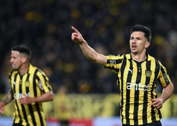 Peñarol enfrenta a Flamengo en el Maracaná por la Copa Libertadores