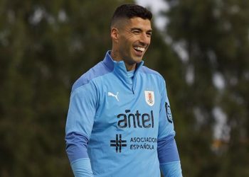 Suárez tiene algo para decirles: crecen los rumores sobre su retiro de la Selección Uruguaya