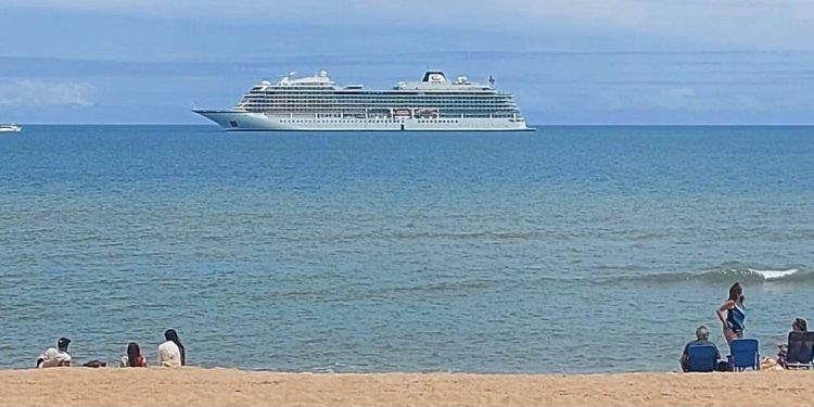 El Ministerio de Turismo espera cerca de 190 escalas de cruceros para la temporada de verano