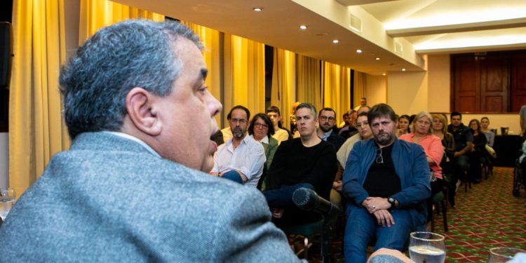 Rodrigo Blas prometió expropiar Punta Ballena si gana la elección ya que «no se actúa al grito ni a las presiones del dinero»