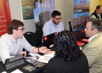 Autoridades del BHU destacaron el crecimiento del mercado en la primera Feria Inmobiliaria en Punta del Este