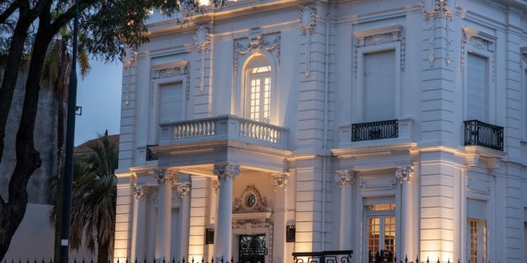 Presidenta de la INDDHH es investigada por acoso laboral