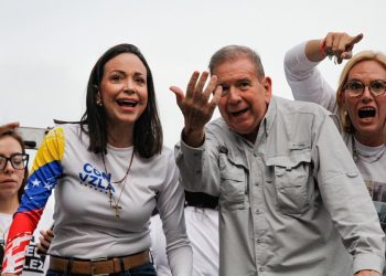 Maduro declara que dirigente opositora María Corina Machado «huyó» a España