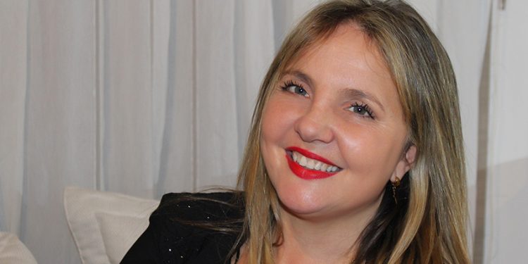 Patricia Etchart; la tarotista de los famosos que atendió a Ojeda, ¿Qué le auguró y que quiere con Lacalle Pou?