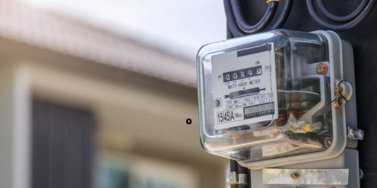 Un sujeto fue sorprendido intentando robar cables en Maldonado