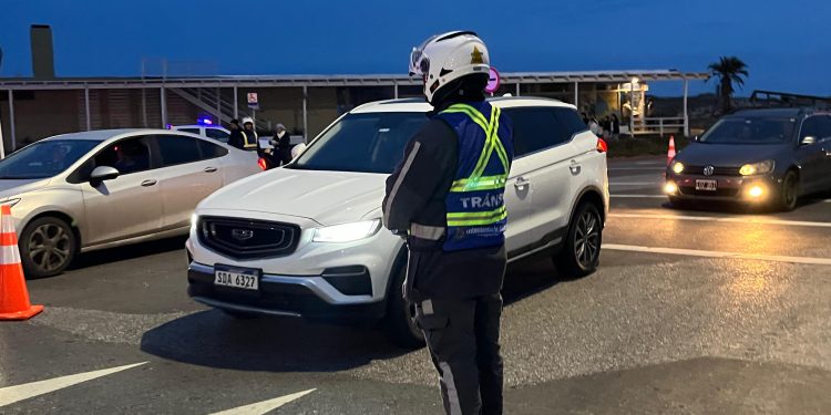 Autoridades estudian cambio de señalización de calle 24 en Punta del Este