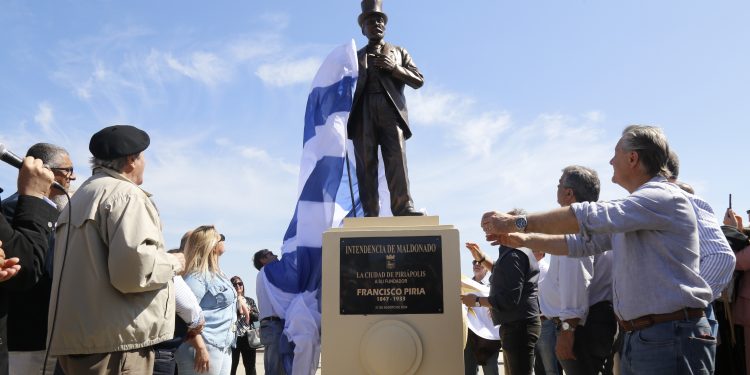 Comisión del Patrimonio Cultural de la Nación se reúne y abordará la instalación del monumento a Piria