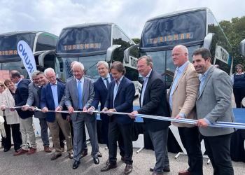 Turismar y Bruno presentaron 15 nuevas unidades de transporte