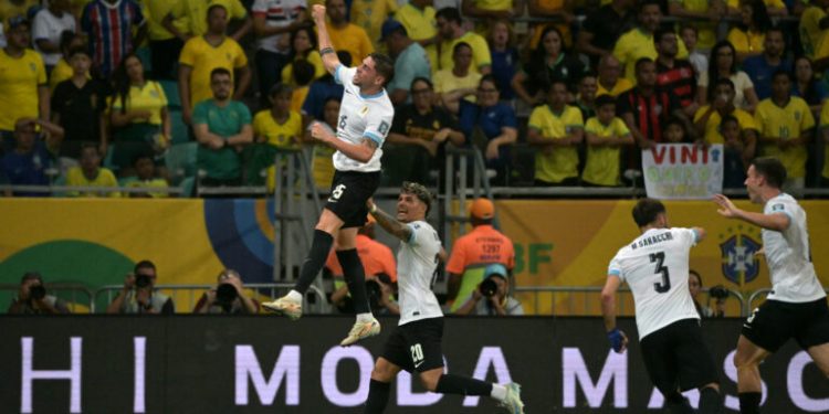 Empate entre Brasil y Uruguay