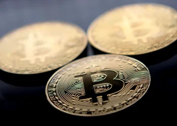 El Bitcoin se vuelve a disparar y continúa en los US$ 100.000