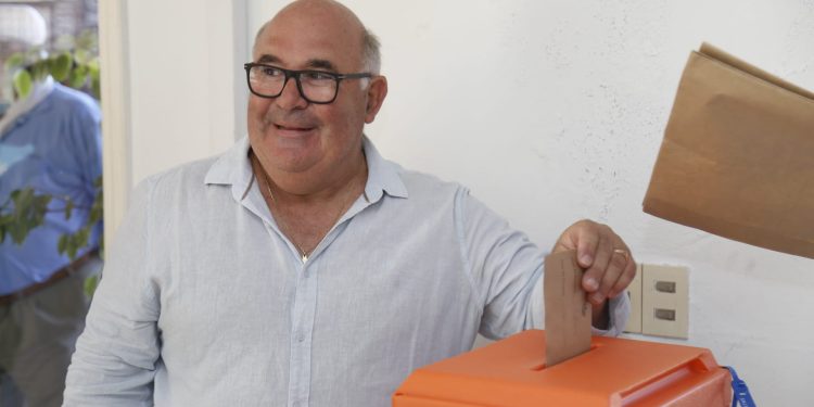 Votó Abella: «Soy un convencido que se mantendrá lo que se votó en octubre»
