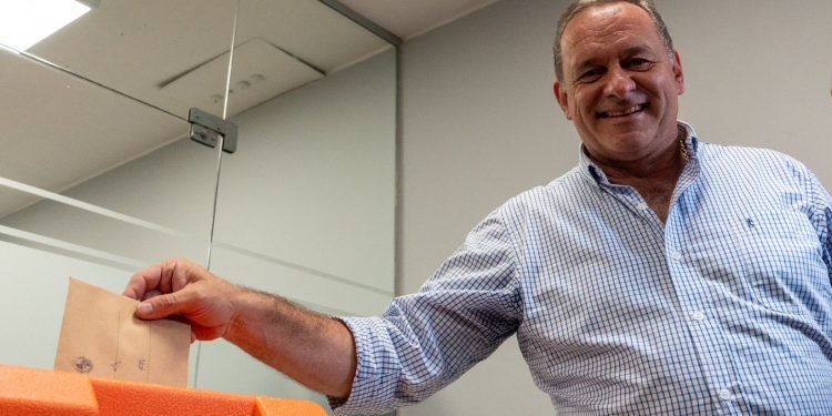 Votó Delgado: «Me gustaría convocar a Orsi si soy presidente»