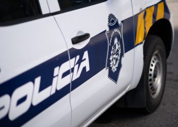 Formalizado por reiterados delitos de abuso sexual especialmente agravados
