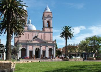 ¿Cuántos habitantes tiene cada localidad de Maldonado?