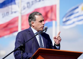 La imagen de los líderes políticos creció durante 2024 y Orsi termina como el de mejor saldo neto