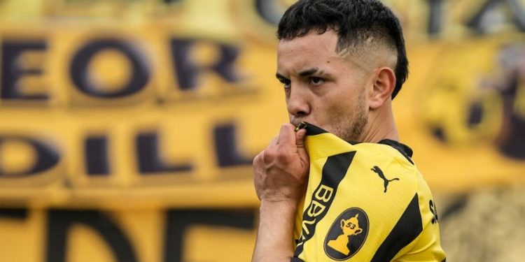 Peñarol nuevamente a la carga por Leo Fernández