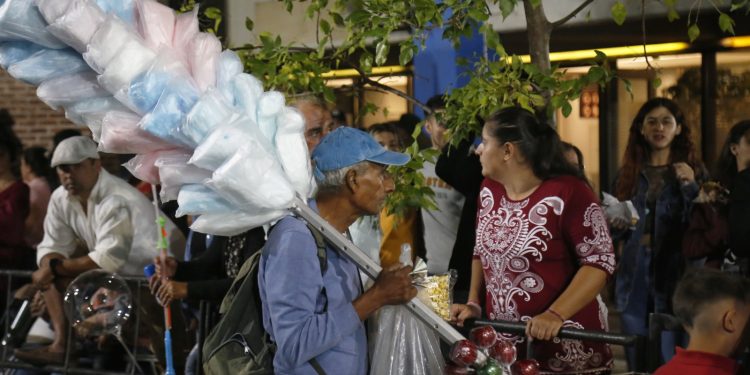 Punta del Este: abrirán inscripciones para vendedores ambulantes que deseen trabajar en eventos de Carnaval