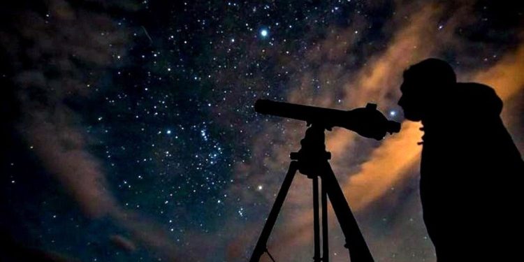 Festival de Astroturismo invita a vivir una noche bajo las estrellas en Laguna Garzón