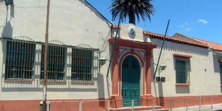 Denuncian presuntas irregularidades en licitaciones y mecanismo de elección de horas de UTU