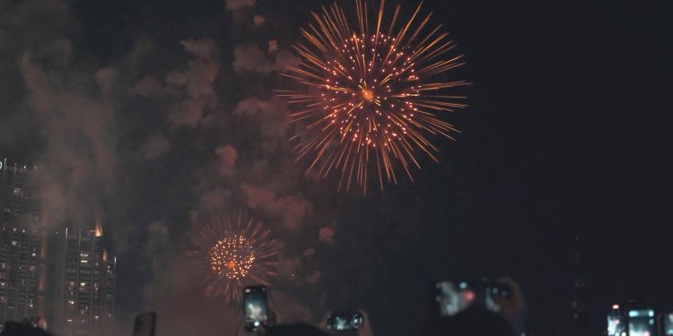 Este viernes se celebrará la Gala de Luces en La Barra