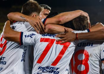 Nacional venció a Peñarol por 3 tantos contra 1 por la Serie Río de La Plata