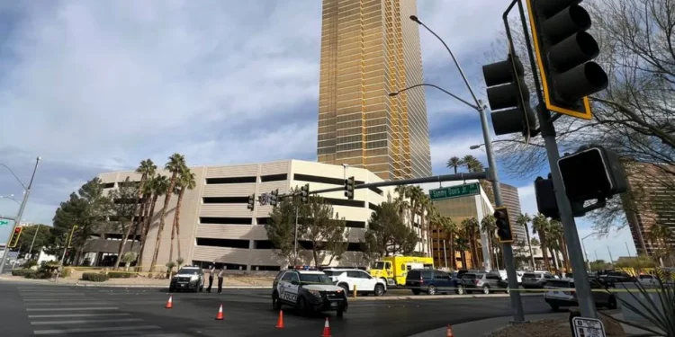 Explosión de un Cybertruck Tesla fabricado por Elon Musk en el hotel de Donald Trump en Las Vegas: qué se sabe