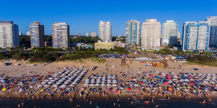 Preocupa cantidad de intervenciones por niños perdidos en playas de Maldonado