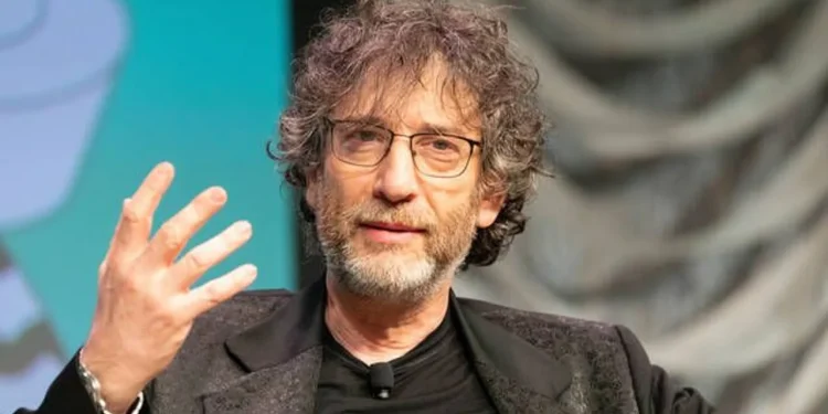 Nuevas denuncias de abuso sexual contra Neil Gaiman, autor de «Coraline»: los escalofriantes testimonios