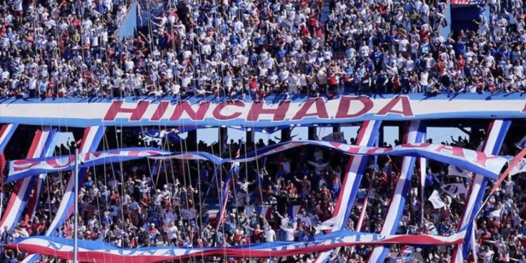 Montevideo City Torque derrotó a Nacional en el debut del Apertura