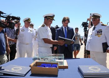 Maldonado: Lacalle Pou encabezó ceremonia por el centenario de la Aviación Naval