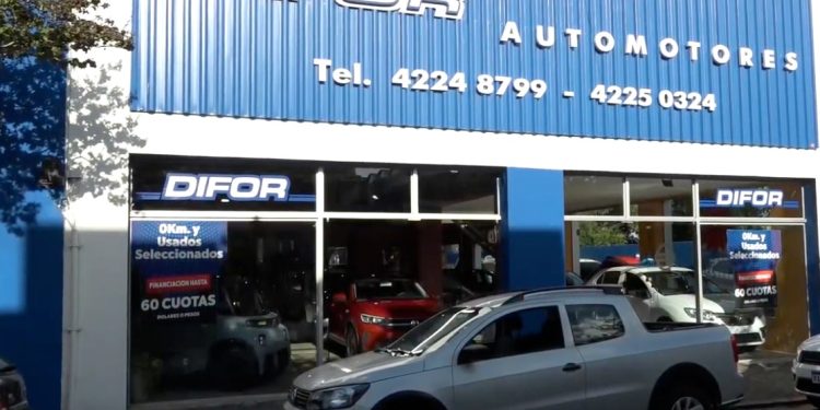 Estafas en la compraventa de vehículos: dueño de automotora asegura que no hay respuesta de la Policía