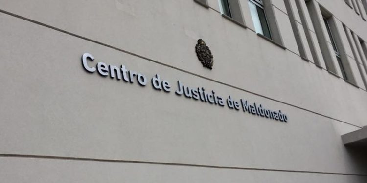 Una joven que vivía en Malvín Norte fue condenada por estafar a un hombre en Punta del Este