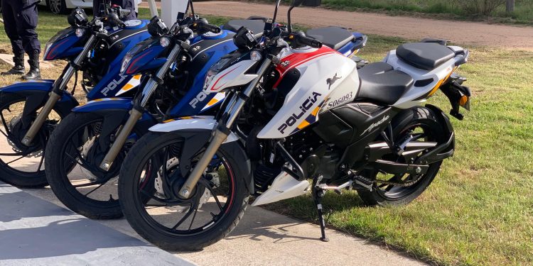 Una pareja desafió y atacó a dos funcionarios policiales en Maldonado