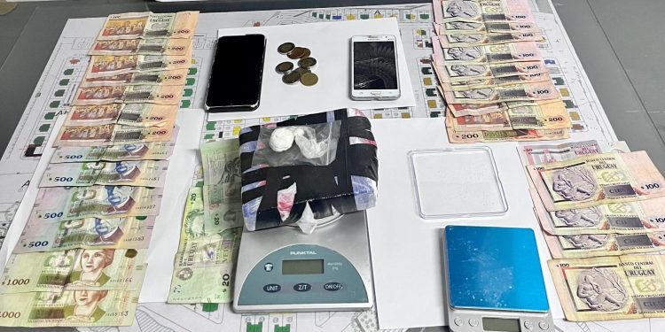Allanamiento en Pan de Azúcar culminó con la detención de un hombre con más de 700 gramos de cocaína