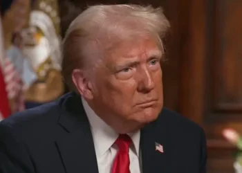 Qué dice la «Ley de Enemigos Extranjeros» de 1798 que Trump quiere reactivar