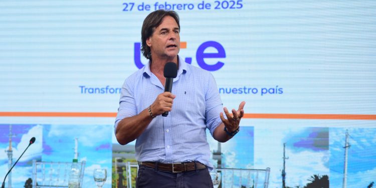 Gobierno afirma haber alcanzado la meta trazada de otorgar electricidad al 100% de los hogares del país