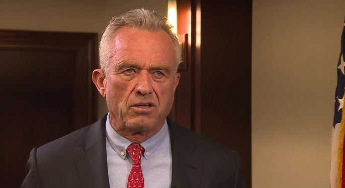 Un Kennedy es nuevo funcionario republicano: confirmaron a Robert jr. como secretario de Salud de Trump