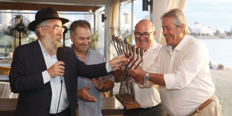 Antía destacó a Punta del Este como lugar de mayor encuentro de la colectividad israelí del cono sur al ser homenajeado por ella