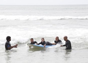 Amplia participación en nueva jornada de Surf Inclusivo
