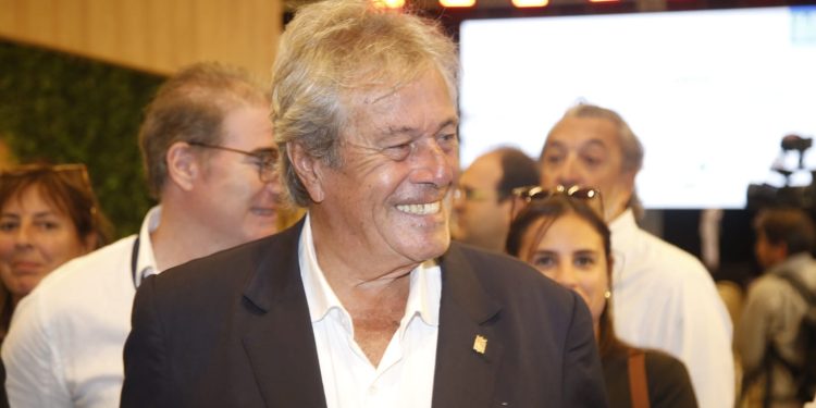 Antía respaldó a Besozzi y apuntó contra el Frente Amplio: “les va a ganar la elección desde su casa”