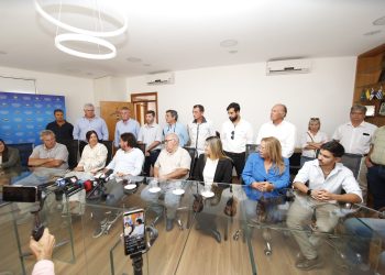 Nuevo espacio político; 5022 y lista 300 de Dina Fernández Cháves en apoyo a Abella y alcaldes