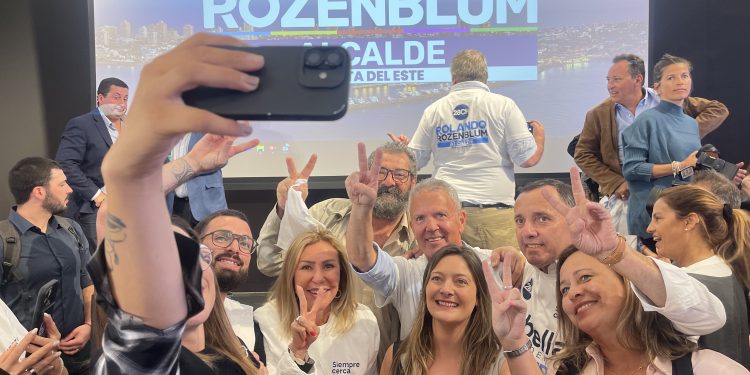 Rozenblum lanzó su candidatura con propuestas de bajar costo de vida de los residentes y mayor cercanía de los servicios
