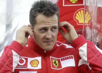 Michael Schumacher dio señales de vida y sus fanáticos están conmovidos