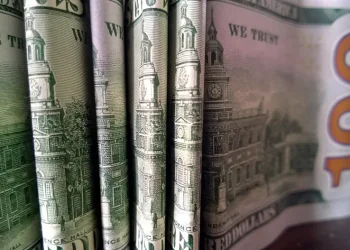 Autoridades evalúan apoyo a sectores afectados por aranceles de EEUU