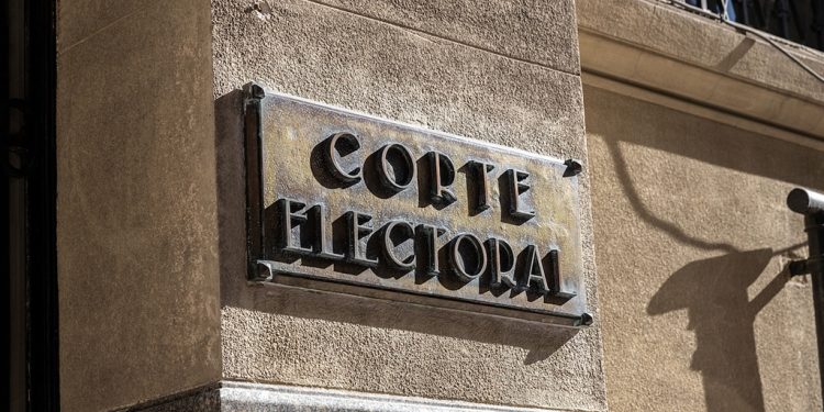 ¿A que hora se esperan los resultados de estas elecciones?