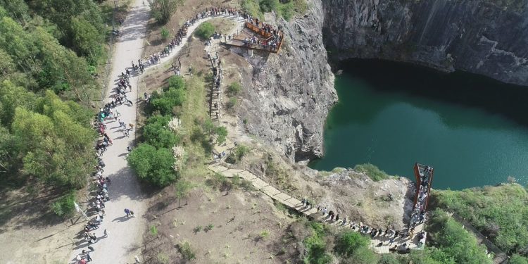 Mirador de Nueva Carrara superó ampliamente las expectativas de las autoridades y visitantes